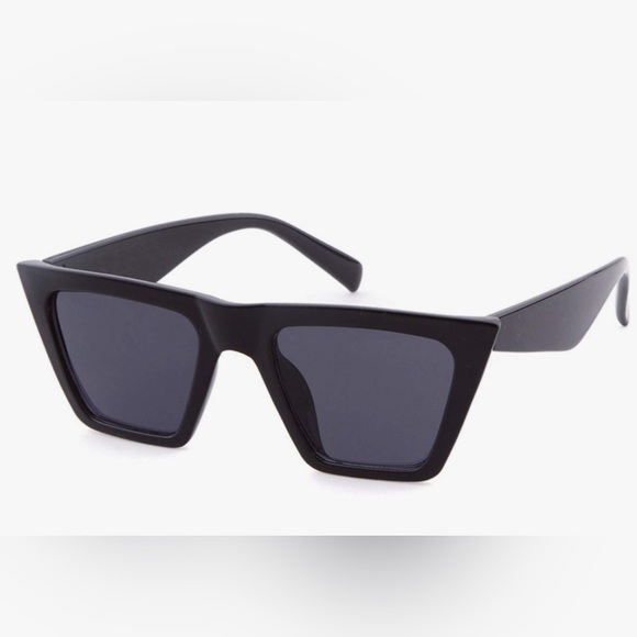 Sunglasses - Picture 1 of 3